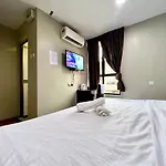 Ledang Hotel